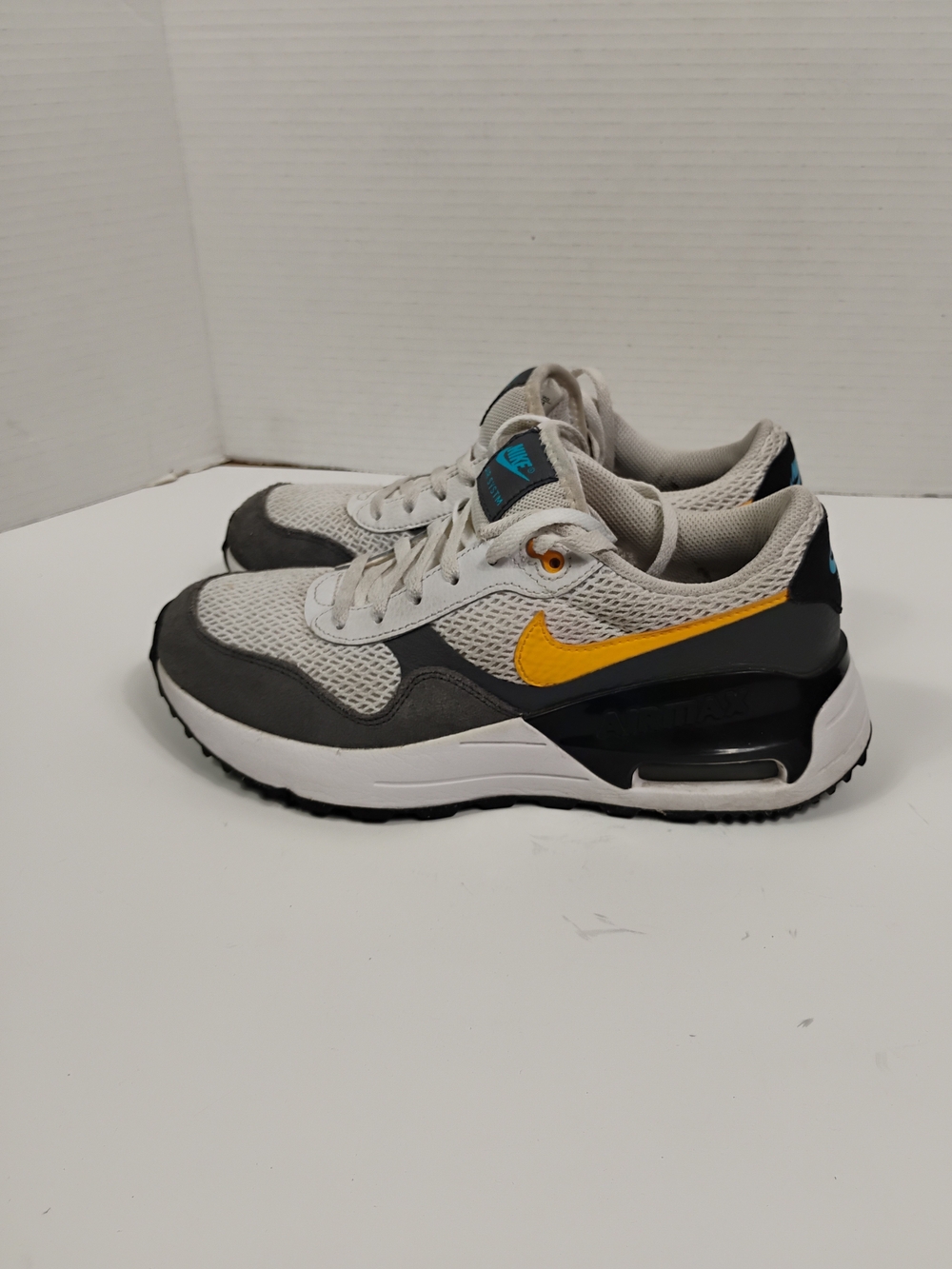 Nike Women's .Grey Mesh & Suede Sneakers with Yellow Swoosh